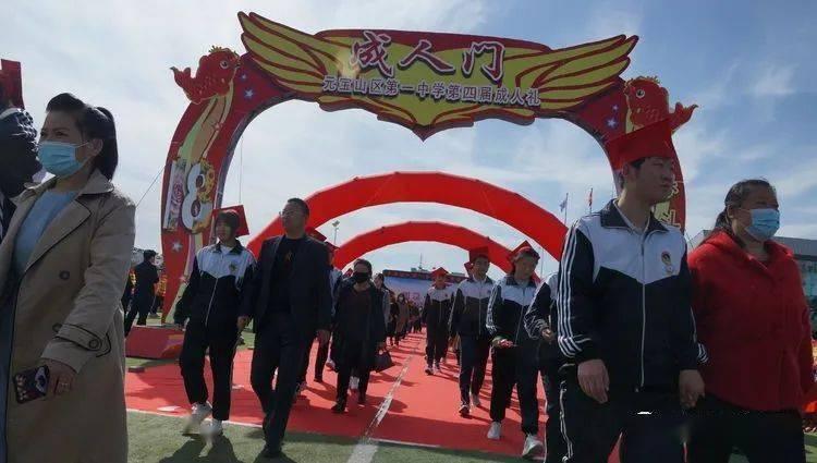 雷军投票50万以内最好看轿车,奥迪a6获最高票数